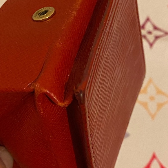 Louis Vuitton Porte Monnaie Boite Castilian Red Epi Leather Accordion Coin Purse - Picture 11 of 15